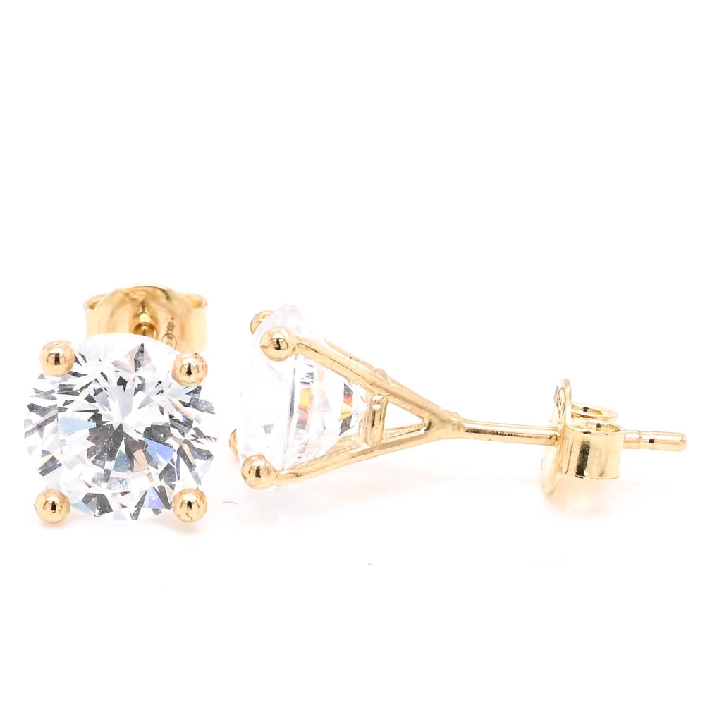 10KT Yellow Gold 7mm Round Shape C.Z Stud Earrings.