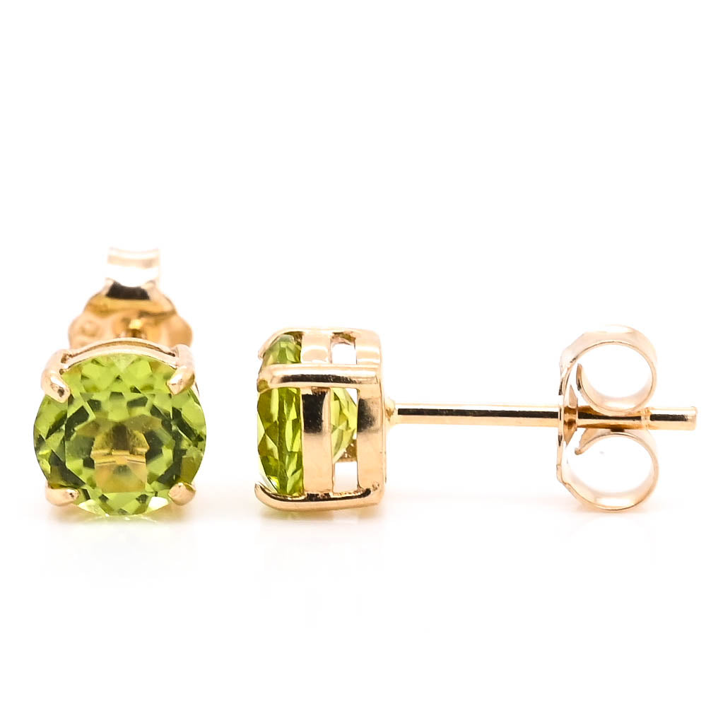 14KT Yellow Gold Round shape Peridot Stud Earrings.