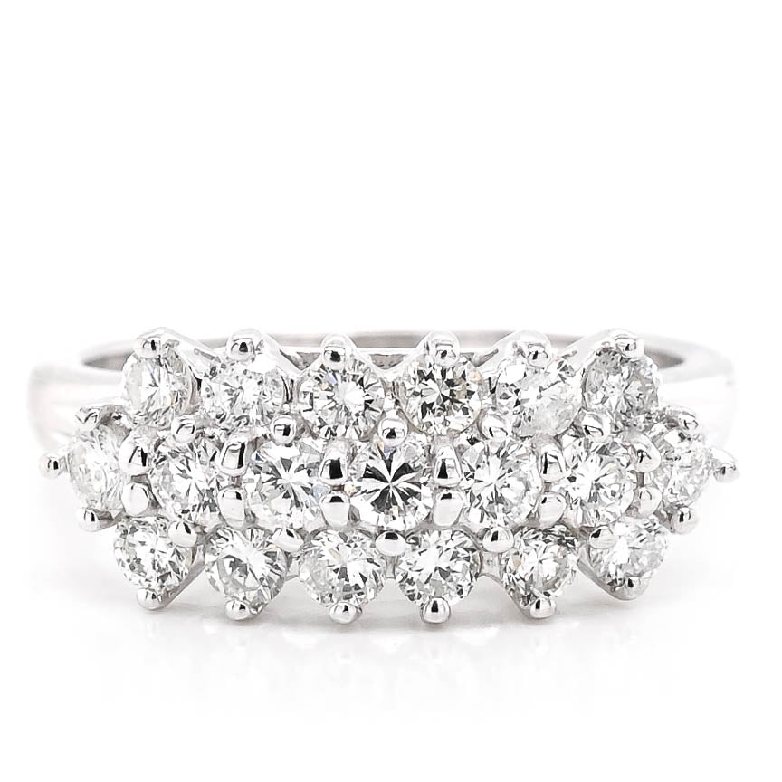 14KT White Gold 0.91CTW SI G-H Colour Diamond Celebration Ring.