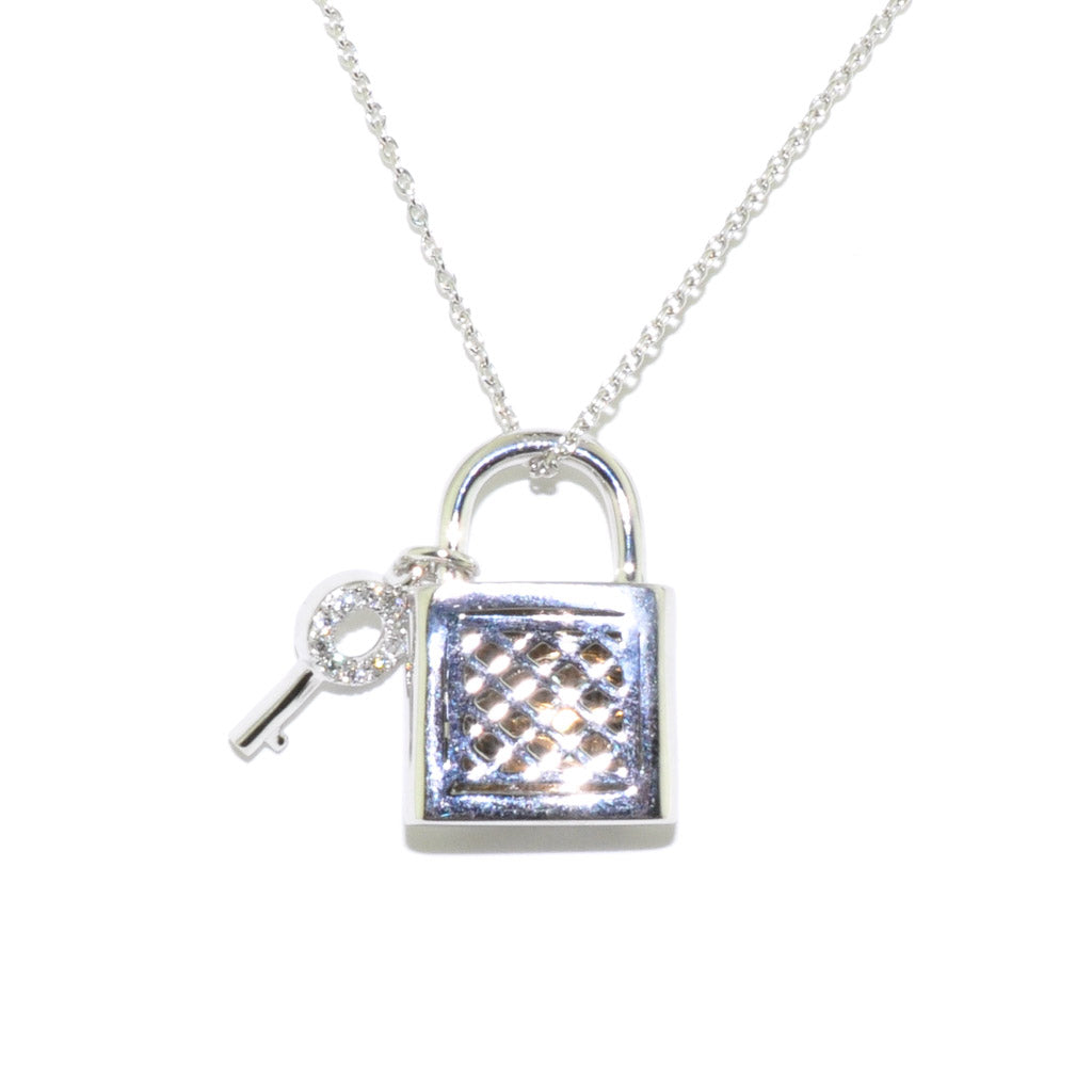 14KT White Gold 18" 0.05CTW Diamond Lock and Key Necklace.