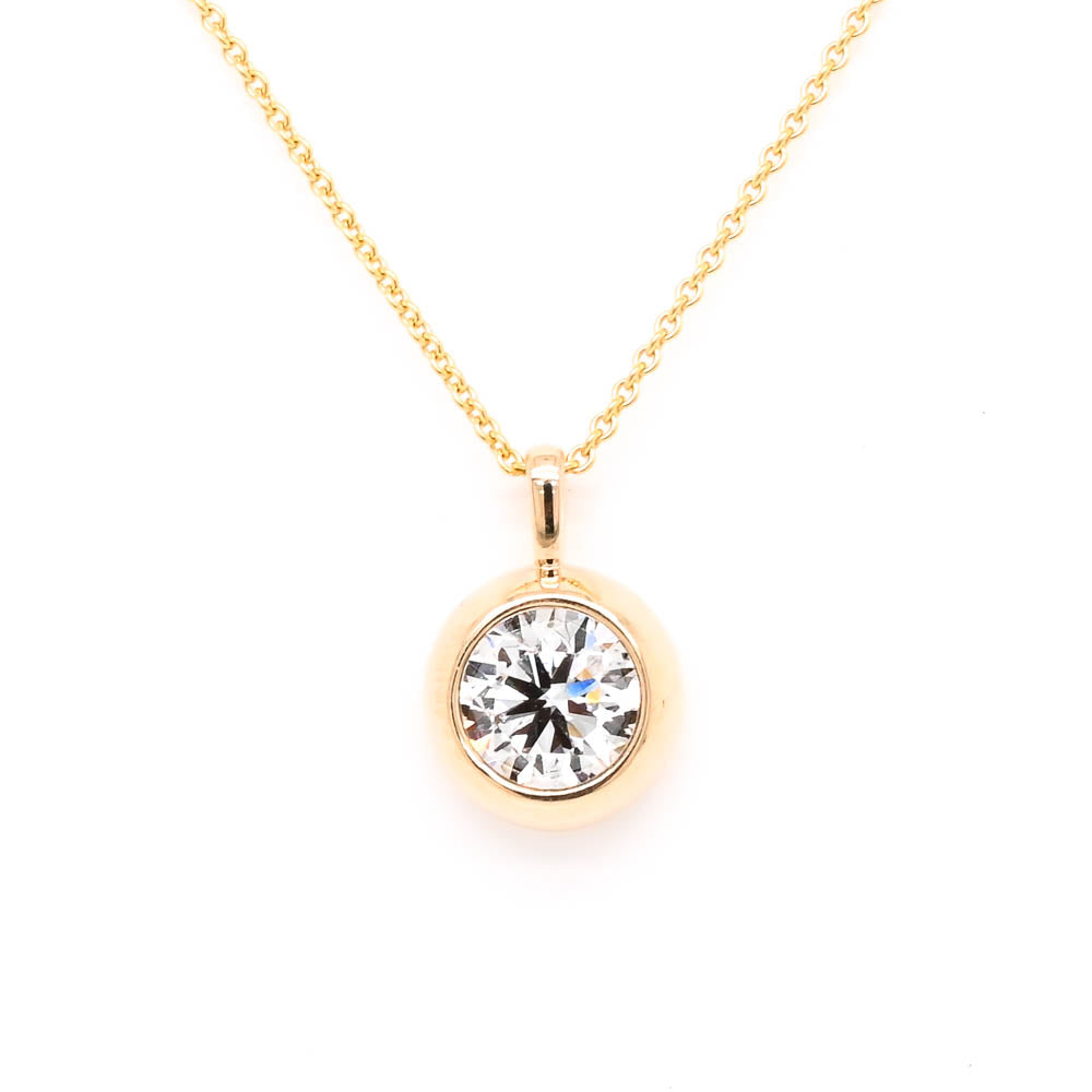 10KT Yellow Gold 18" 1.00CT VS-SI F-G Colour Round Brilliant Lab Grown Diamond Bezel Set Necklace.