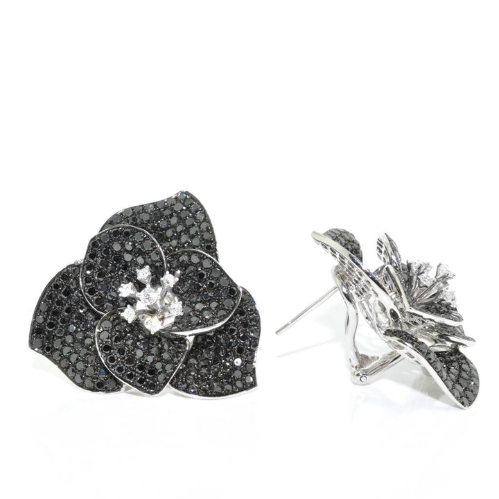 18KT White Gold 5.66ctw Black & White Diamond Flower Earrings.