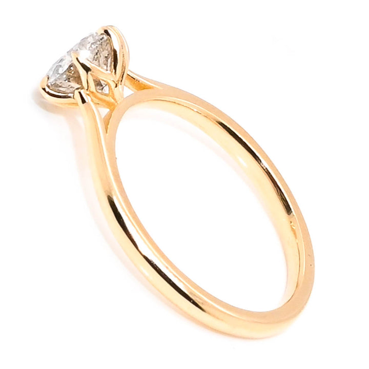 14KT Yellow Gold 0.97CT Round Brilliant Diamond Solitaire Engagement Ring.
