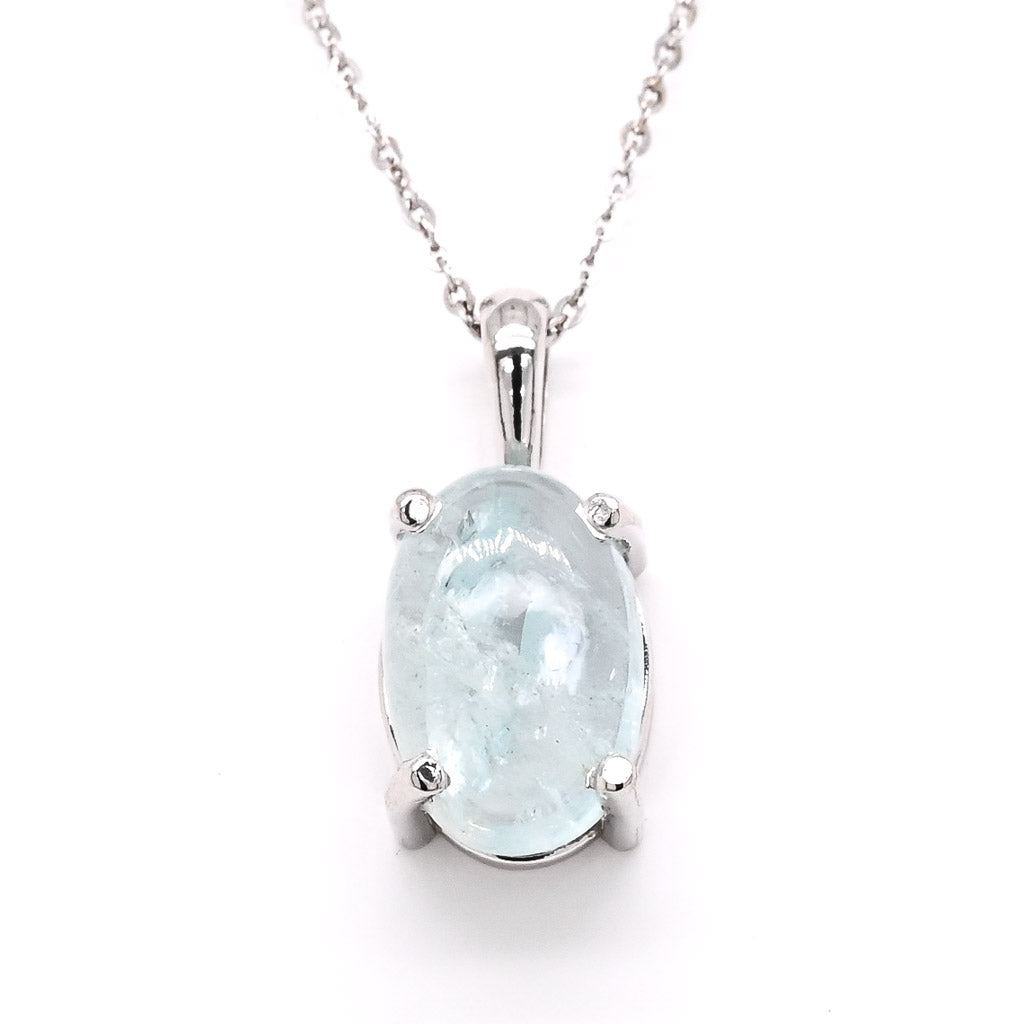 14KT White Gold 18" 3.32CT Cabachon Natural Aquamarine Necklace.