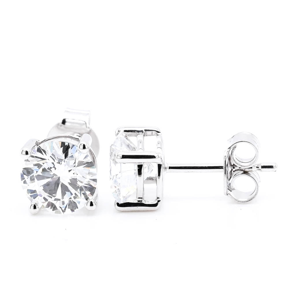 14KT White Gold 2.40CTW VVS-VS D-E Colour LAB GROWN Diamond Stud Earrings.