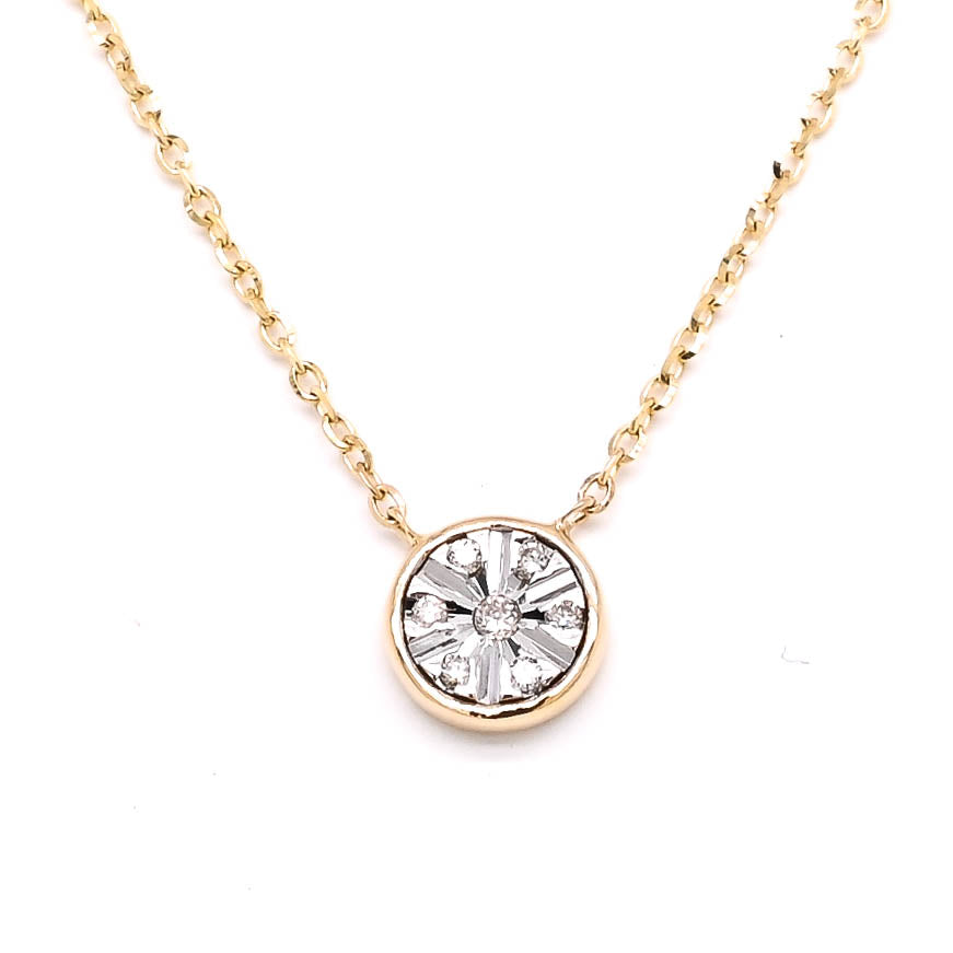 14KT Yellow Gold 18" 0.04CT Diamond Necklace.
