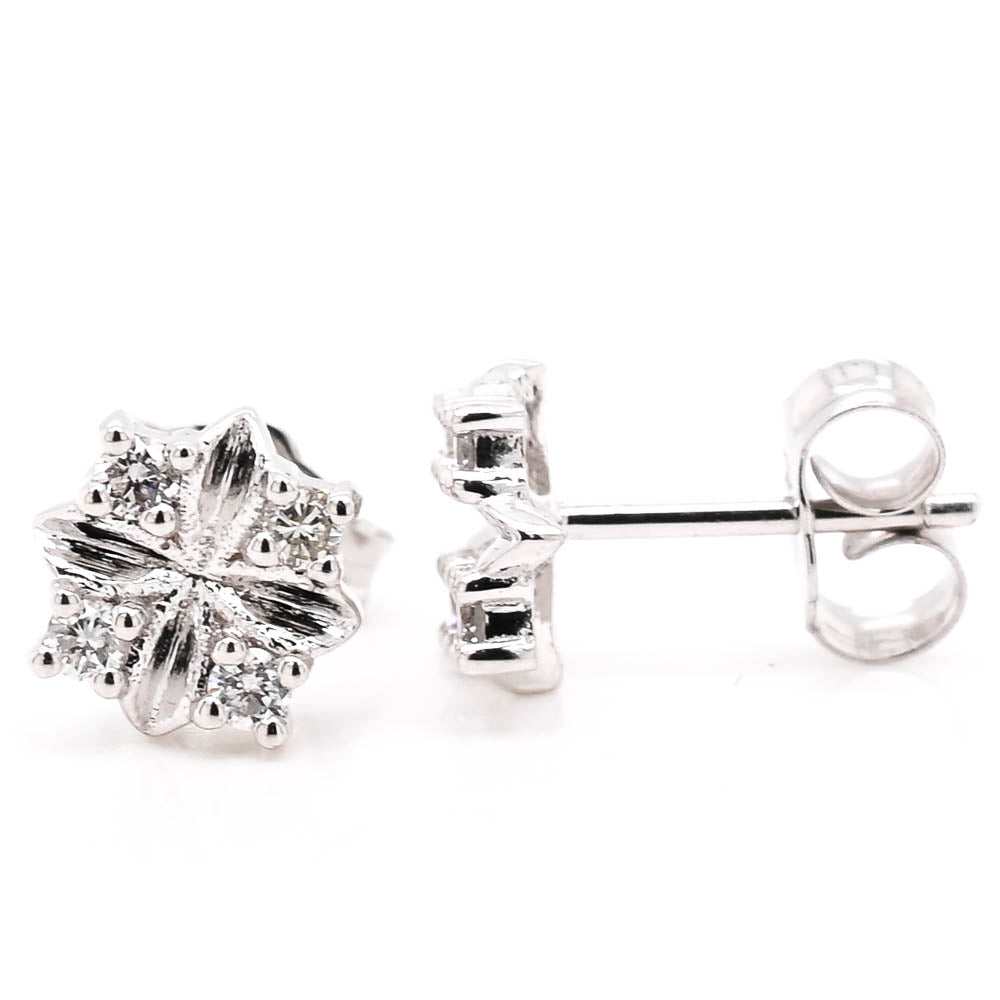 14KT White Gold 0.16CTW Diamond Stud Earrings.
