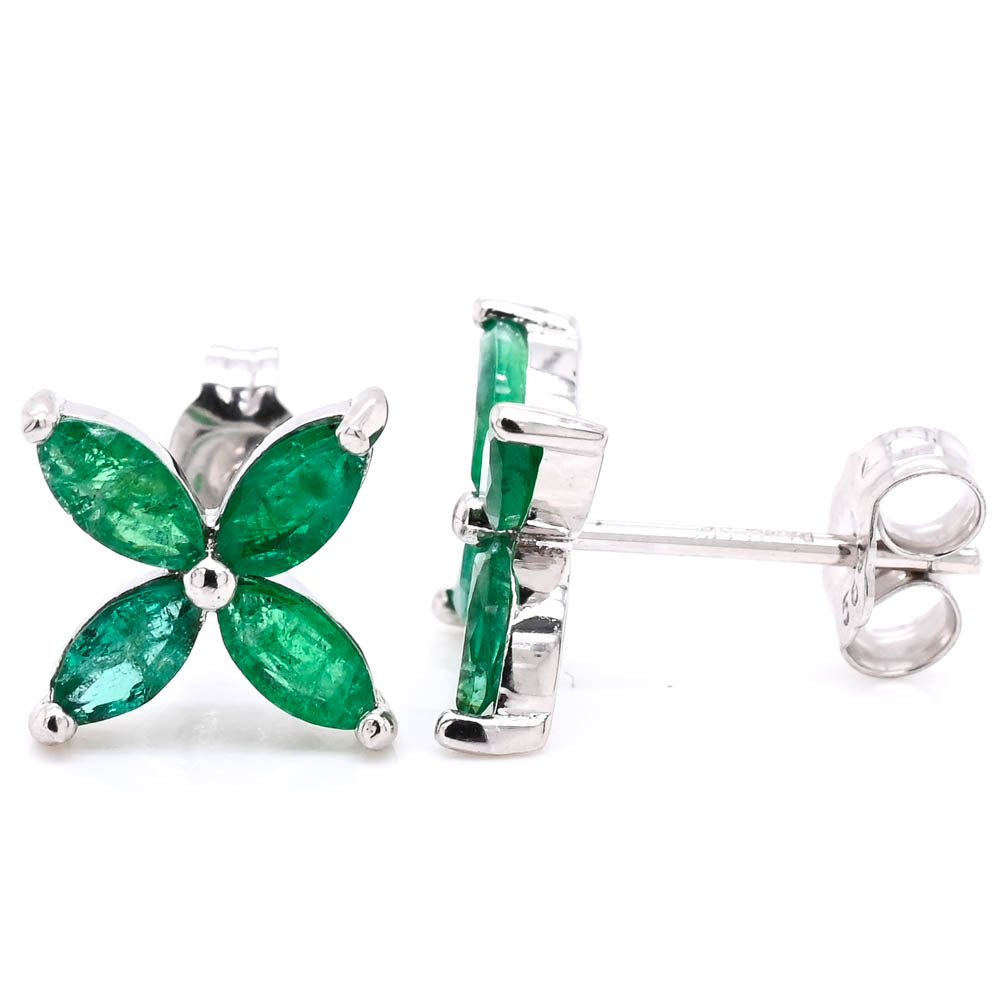 14KT White Blue Sapphire Flower Stud Earrings.