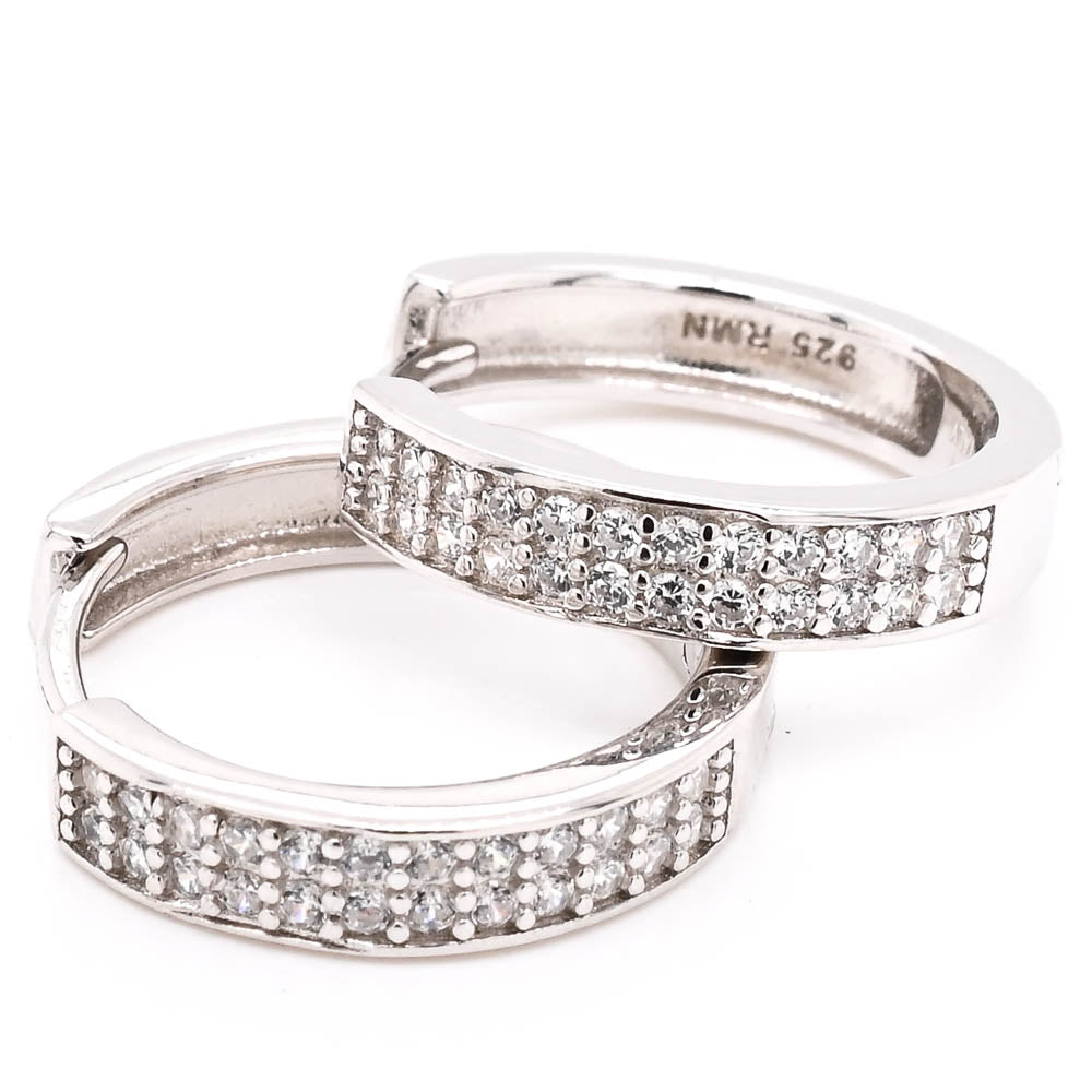 Sterling Silver C.z 18mm Huggie Earrings.