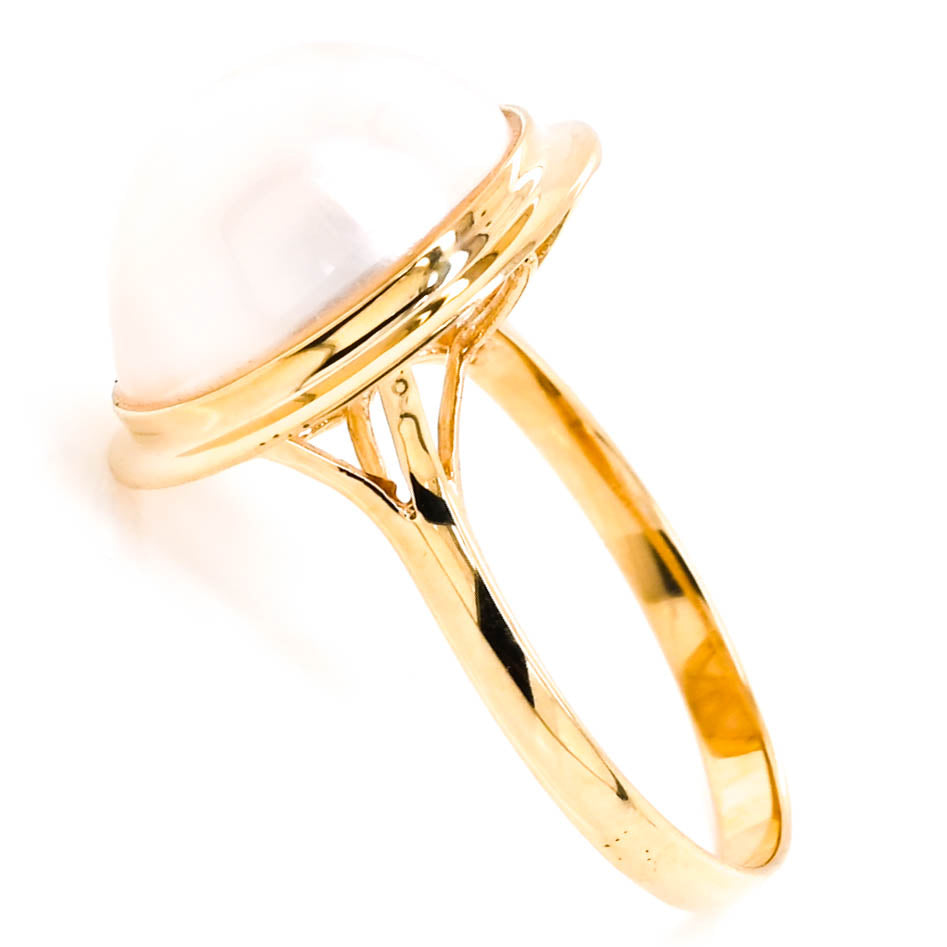 14KT Yellow Gold 13-14MM Mabe Pearl Ring.
