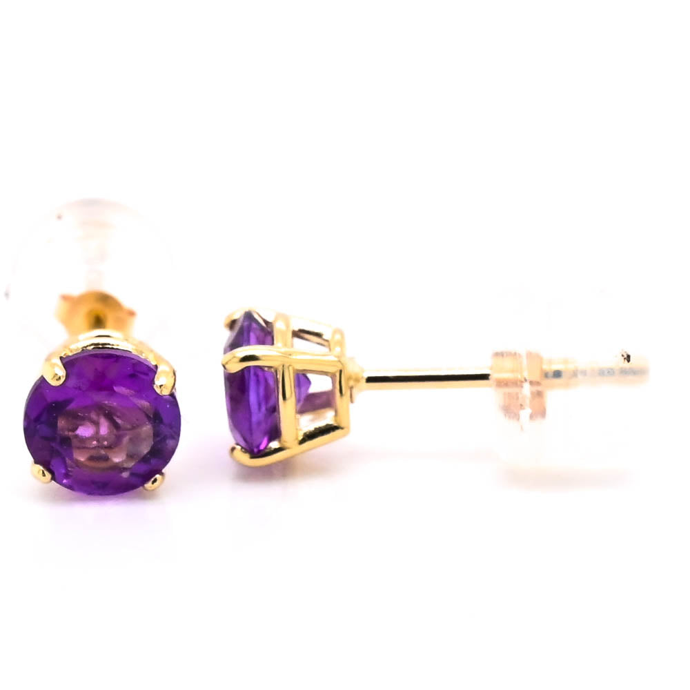 10KT Yellow Gold Round Brilliant Amethyst Stud Earrings.