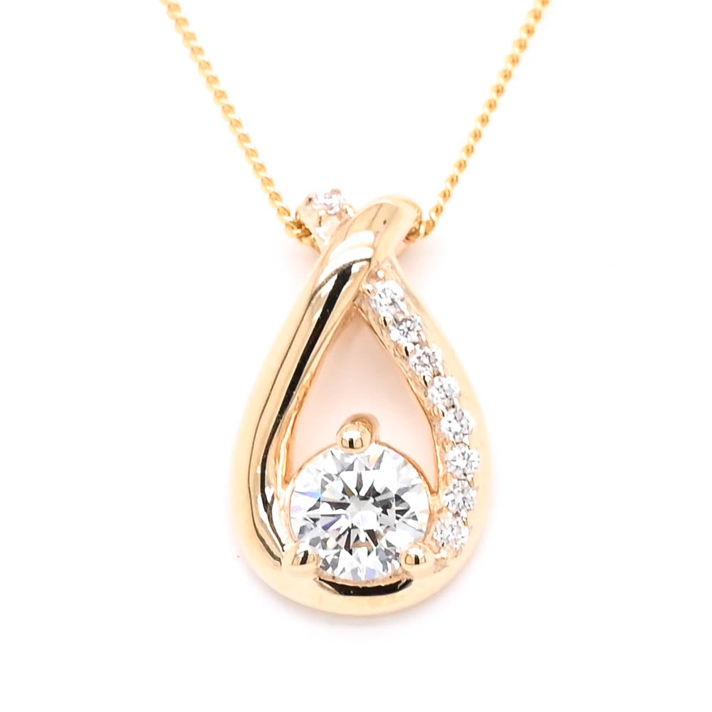 LUJO 10KT Yellow Gold 18" 0.35CTW Round Brilliant LAB Created Diamond Necklace.