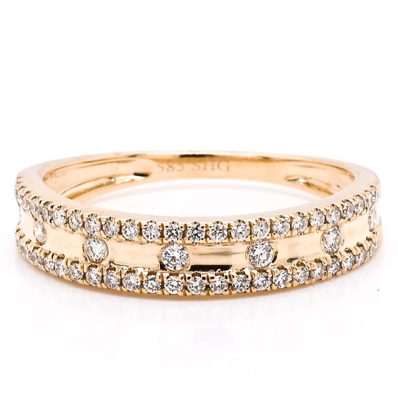 14KT Yellow Gold 0.30CTW Diamond Ring.