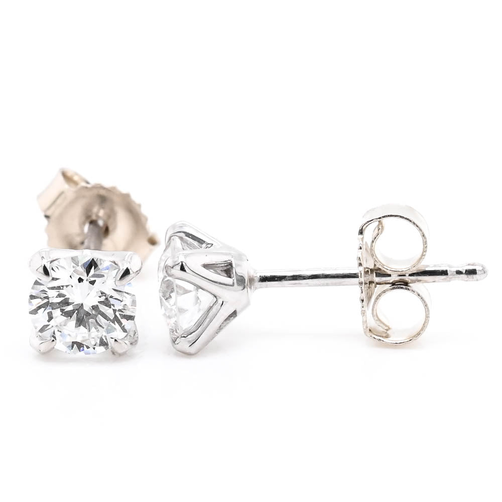 14KT White Gold 0.70CTW Round Brilliant LAB Created Diamond Stud Earrings.