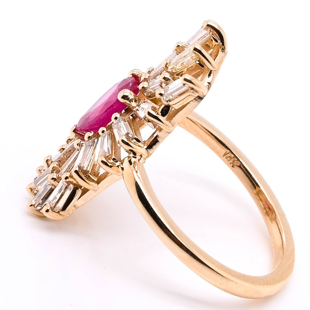 14KT Yellow Gold 0.84CT Pear shape Ruby & Diamond Cluster Ring. 
Di