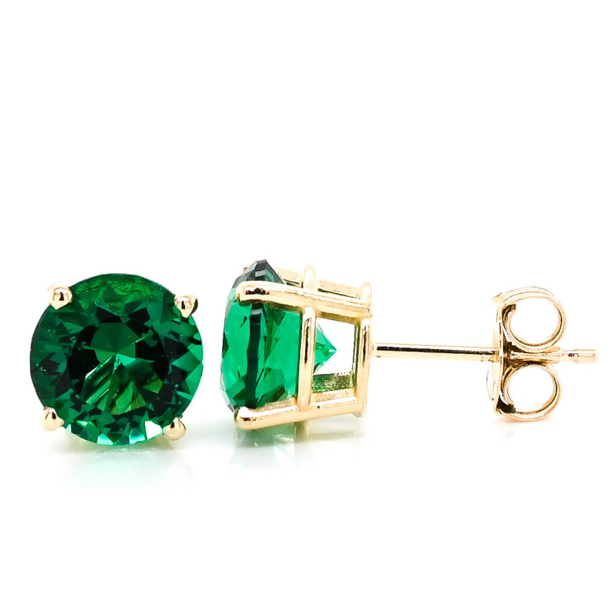 14KT Yellow Gold 7mm Simulated Green Emerald Stud Earrings.