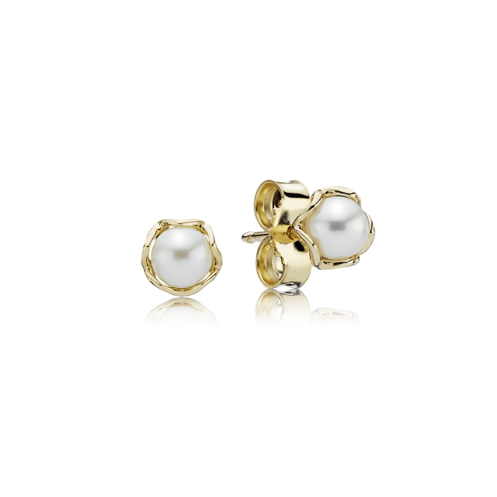 cultured elegance, white pearl