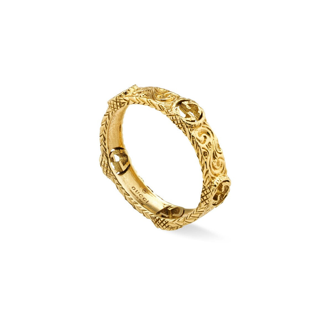 Gucci 18KT Yellow Interlocking G Ring.
Band Width: 4mm
Size: 6.25