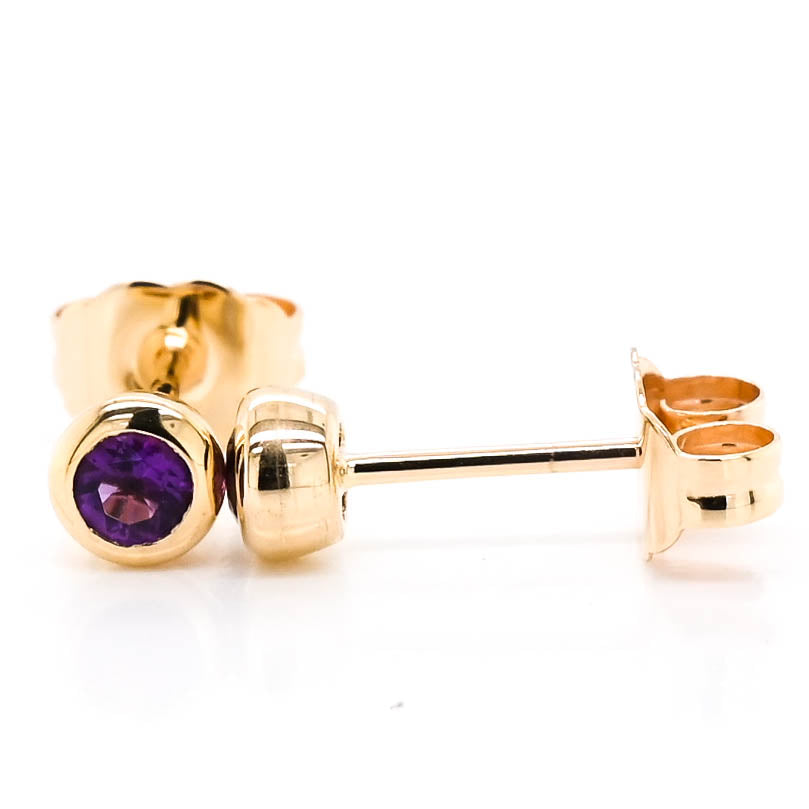 10KT Yellow Gold 0.50CT Amethyst Bezel Set Stud Earrings.