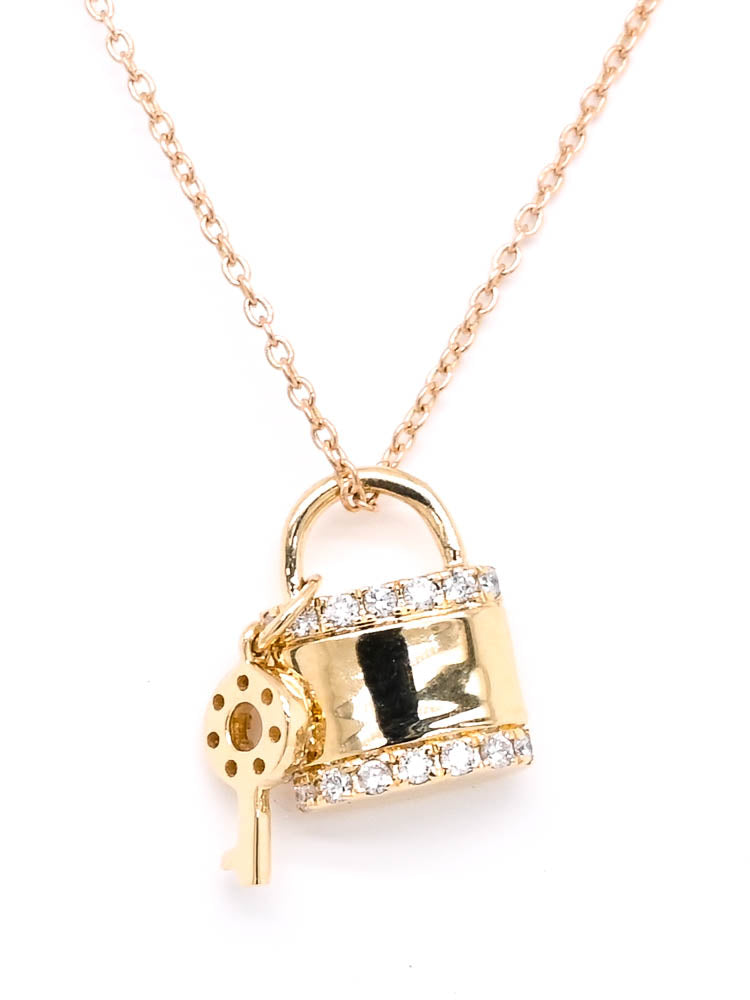 14KT Yellow Gold 18" 0.13CTW Diamond Lock and Key Necklace.