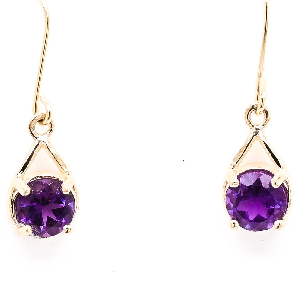 10KT Yellow Gold Round Brilliant Amethyst DropEarrings.