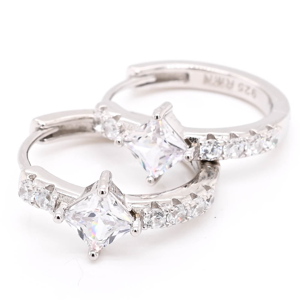 Sterling Silver C.z 16mm Huggie Earrings.