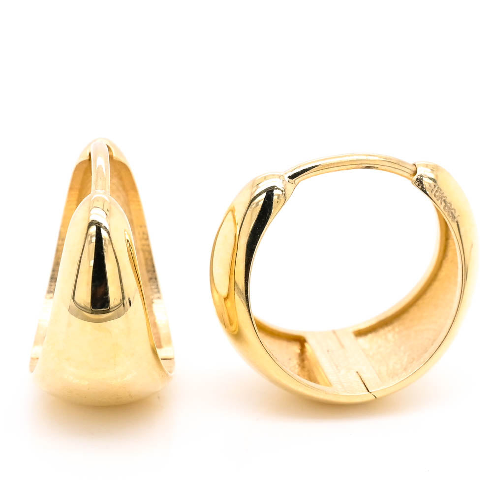 10KT Yellow Gold 16x14mm Huggies Earrings.