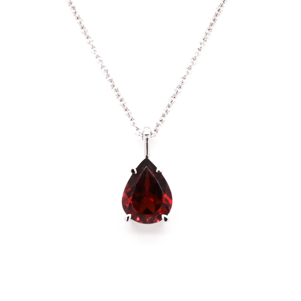10KT White Gold 18" 1.80CT Pear Shape Garnet Necklace.