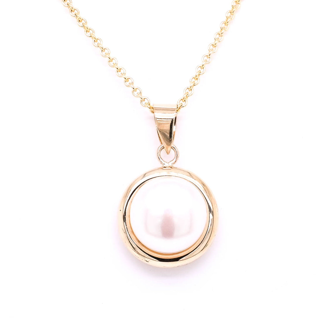 14KT Yellow Gold 18" 8-9mm Pearl Necklace