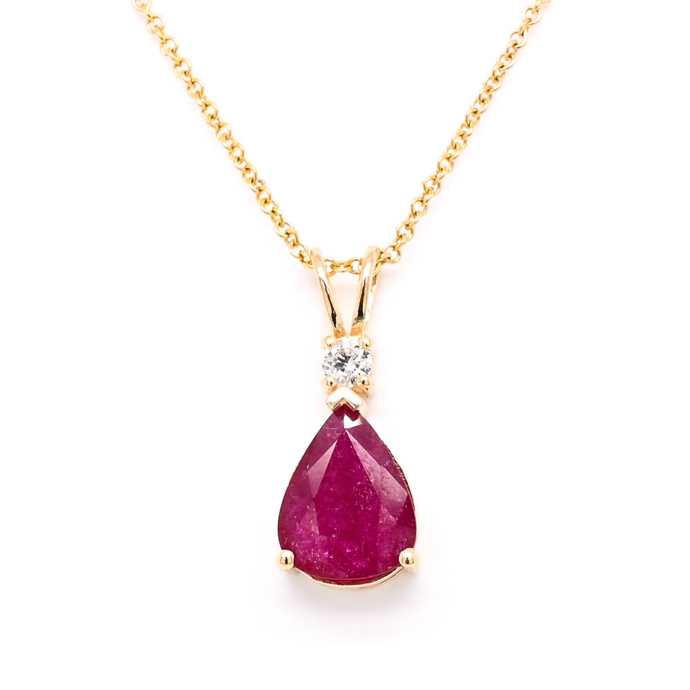 14KT Yellow 18" Gold 1.25ct Pear shape Ruby & Diamond Necklace.