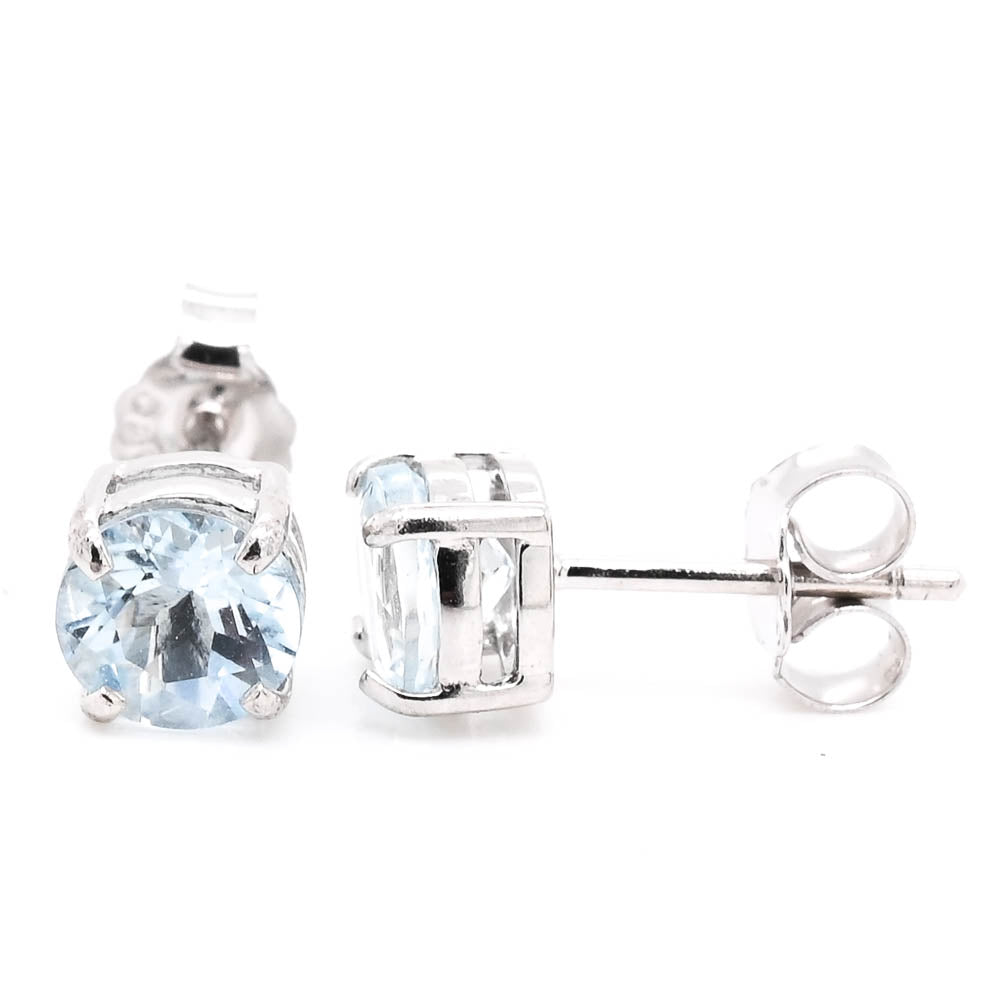 14KT White Gold Aquamarine Stud Earrings.