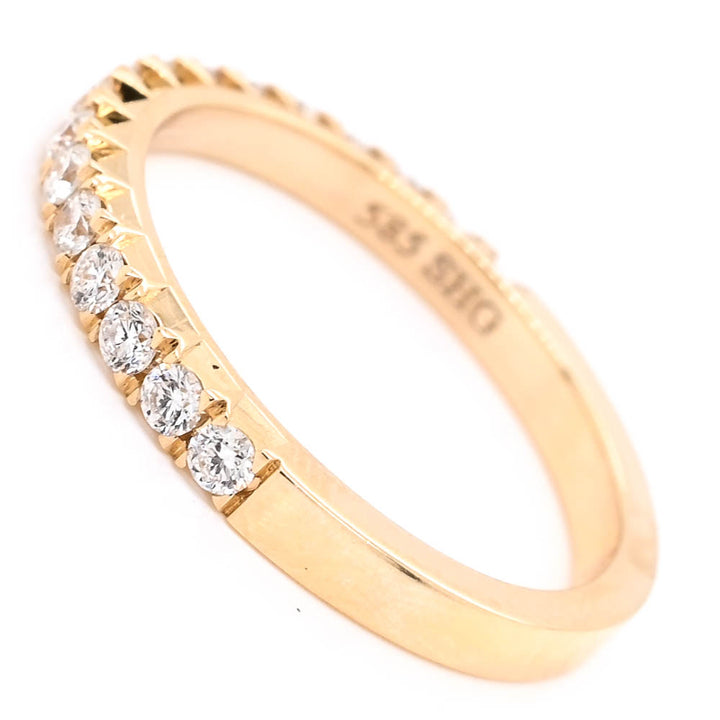 14KT Yellow Gold 0.43CTW Diamond Wedding Band. 
Band Width: 2mm
Si