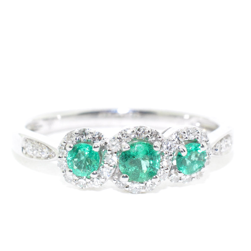 14KT White Gold 0.40CT Emerald and Diamond Ring.