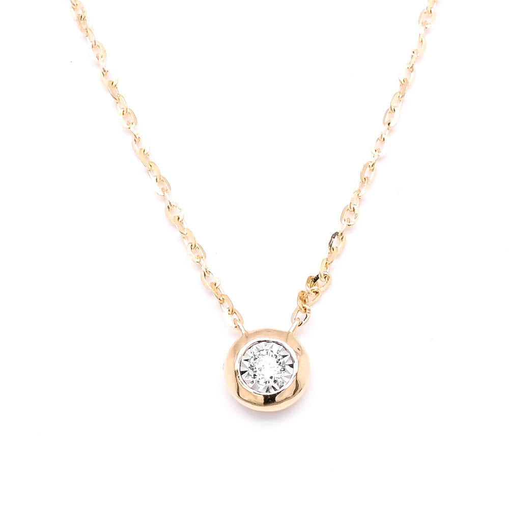 14kt Yellow Gold 18" 0.06CTW Diamond Necklace.