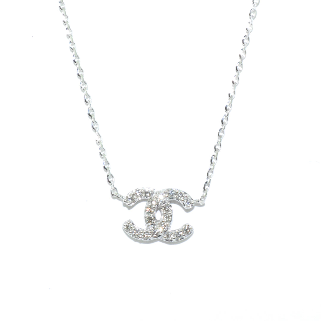14KT White Gold 18" 0.11CTW Diamond Necklace.