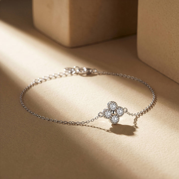 Graziella Sterling Silver 7.5" 0.20CTW Modern Responsibly Grown Diamond Clover Bracelet.