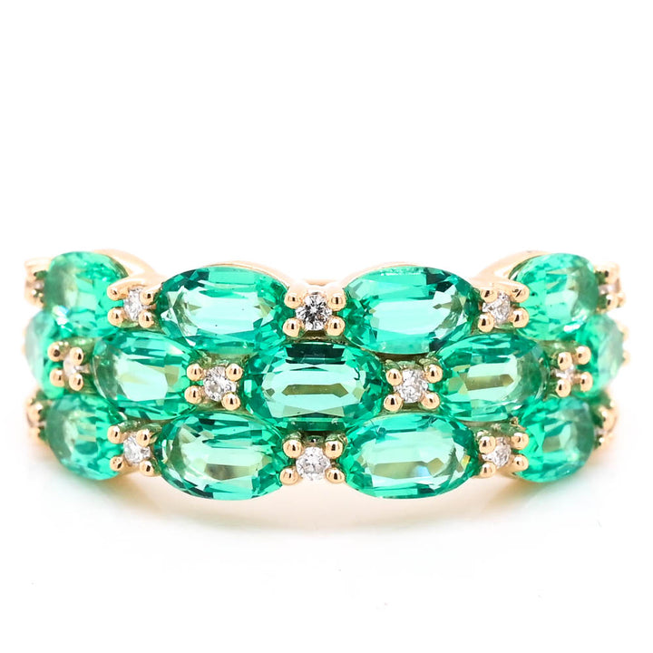 Graziell 10KT Yellow Gold 3.25CTW LAB Created Emerald &amp; Diamond Ring.