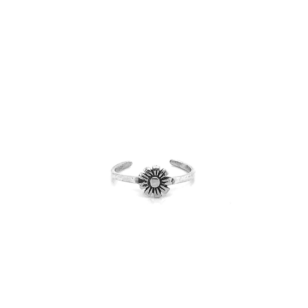 Sterling Silver Single Blooming Daisy Toe Ring