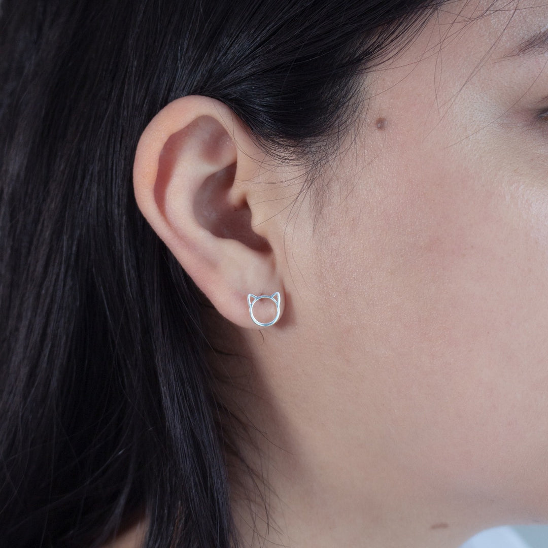 Graziella Sterling Silver Hollow Cat Stud Earrings.