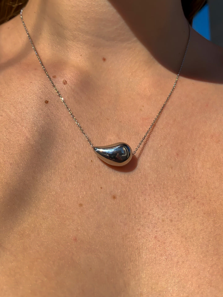 Graziella Sterling Silver 18 Tear Drop Necklace