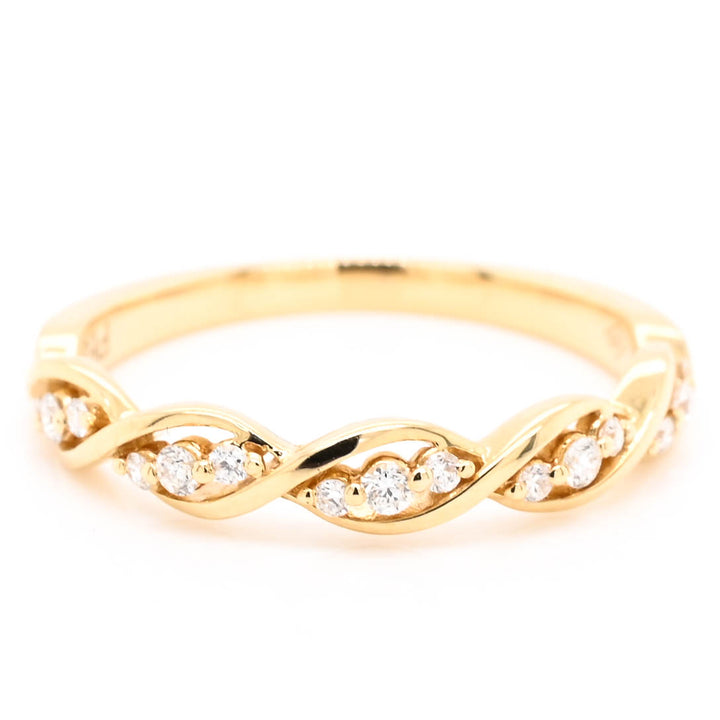 Graziella 18KT Yellow Gold 0.14CTW Diamond Ring - Size 6.5