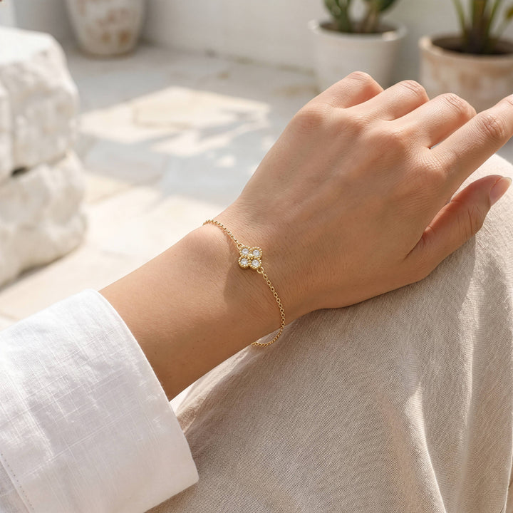 Graziella Sterling Silver Gold Vermeil 7.5" 0.20CTW Modern Responsibly Grown Diamond Clover Bracelet.