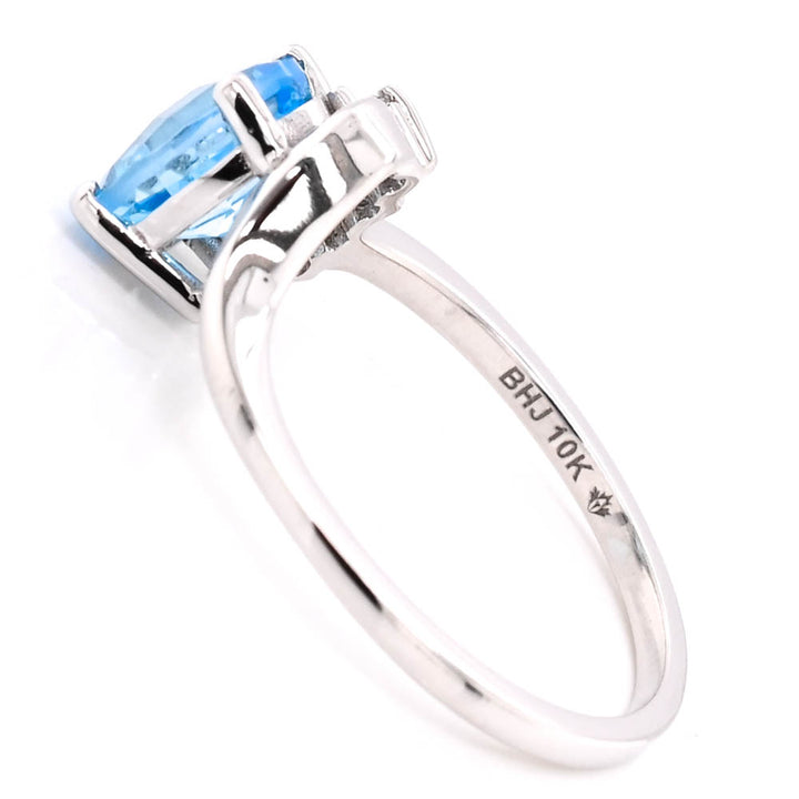 Graziella Fire &amp; Ice 10KT White Gold 1.00CT Blue Topaz &amp; Canadian Diamond Ring - Size 6.25