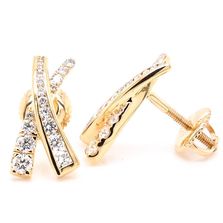 18KT Yellow Gold 0.49CTW Diamond  Stud Earrings.