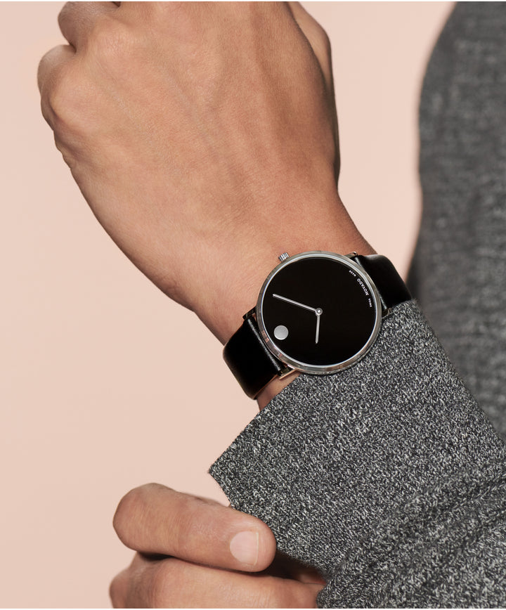 Movado Modern 47 40mm Swiss Quartz Watch. 0607262.