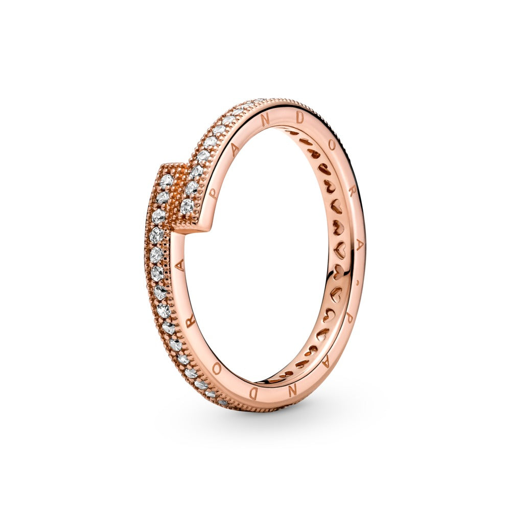Sparkling Overlapping Ring