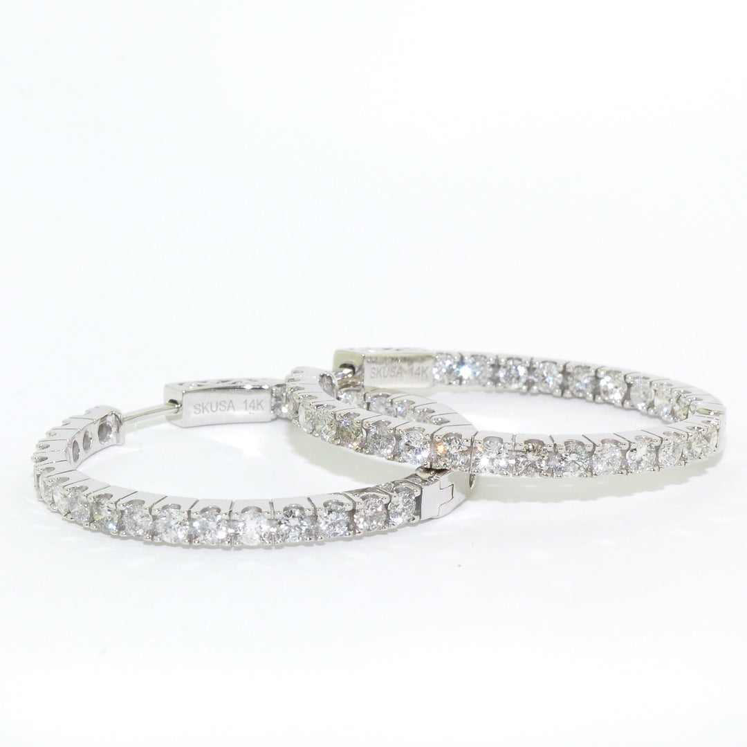 14KT White Gold 30MM 3.00CTW I-1 H-I Colour Diamond Hoop Earrings.