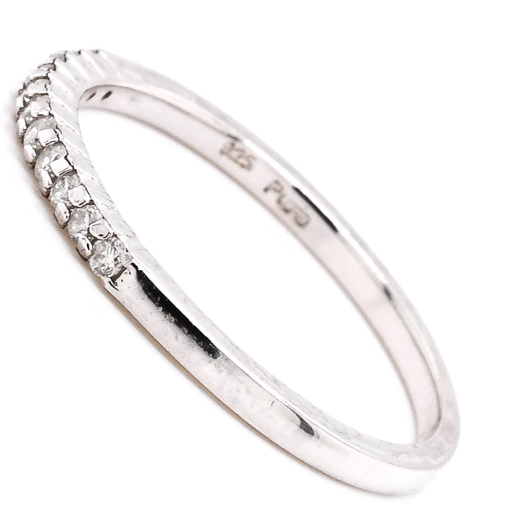 Sterling Silver 0.15CTW Diamond Claw Set Ring.