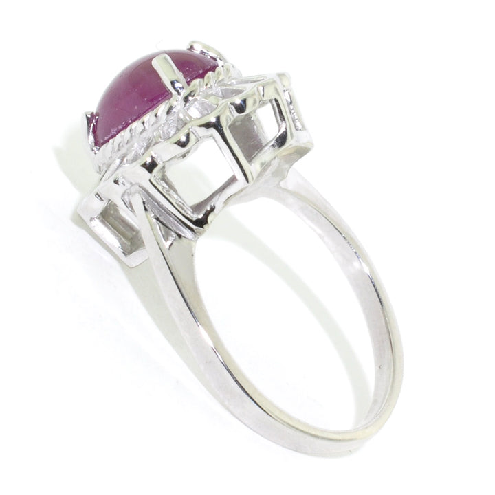 Graziella 10KT White Gold 3.22CT Cabochon Ruby Ring - Size 6.5