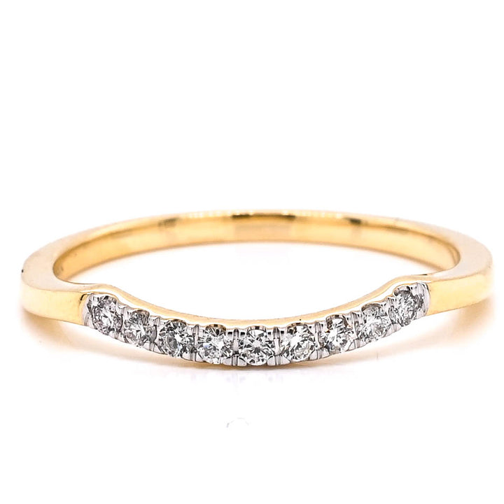 14KT Yellow Gold 0.13CTW Diamond Wedding Band.